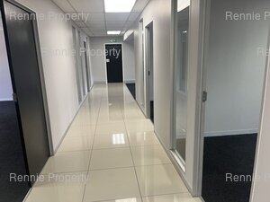 235m² Office Space to rent at Hurlingham Office Park in Hurlingham