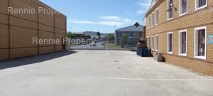 330m² Warehouse to rent at Killarney Plaza in Killarney Gardens