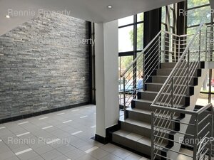 Office Space to rent at Little Fourways Office Park in Magaliessig