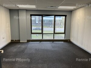 345m² Office Space to rent at Little Fourways Office Park in Magaliessig