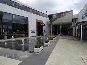 Retail Shops to rent at Lynnridge Mall in Lynnwood
