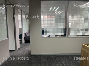 117m² Office Space to rent at Mulberry Hill Office Park in Dainfern