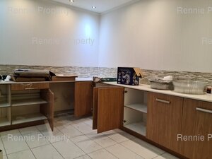 1 291m² Office Space to rent at Nelson Mandela Square in Sandton Central