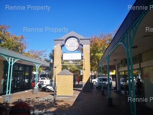 291m² Office Space to rent at Oudehuis Centre in Somerset West