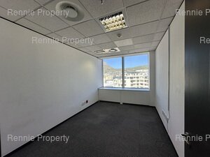 221m² Office Space to rent at SA Reserve Bank Building in Cape Town CBD
