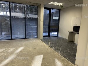 236m² Office Space to rent at The Boulevard Office Park in Woodstock