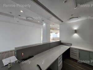 520m² Office Space to rent at The Towers in Sandton Central