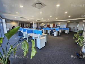 836m² Office Space to rent at Tygerberg Park in Plattekloof