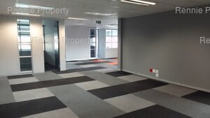 5 600m² Office Space to rent at Waterfall Park (Pragma Building) in Waterfall City