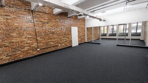 110m² Office Space to rent at Manhattan Place in Cape Town CBD