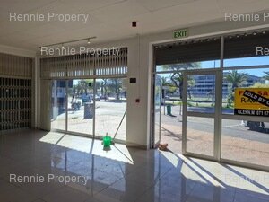 167m² Retail Shops to rent at Royker Centre in Athlone