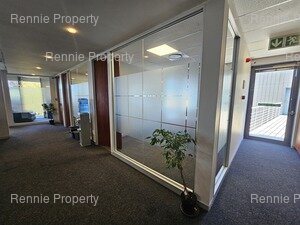 836m² Office Space to rent at Tygerberg Park in Plattekloof