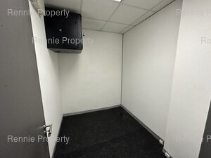 657m² Office Space to rent at 52 Loop Street in Cape Town CBD