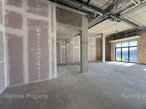317m² Retail Shops to rent at Devonbosch - Stellenbosch in Stellenbosch