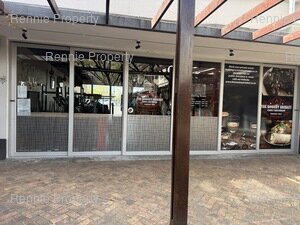 56m² Retail Shops to rent at Fountain Square - Somerset West in Somerset West