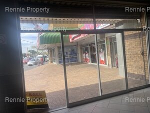 160m² Retail Shops to rent at Royker Centre in Athlone