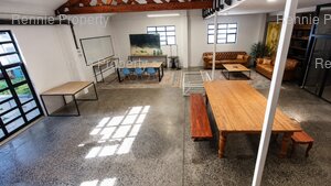 294m² Office Space to rent at Salt Orchard Building 1 and Building 2 in Salt River