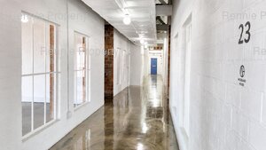 164m² Office Space to rent at Woodland House in Woodstock