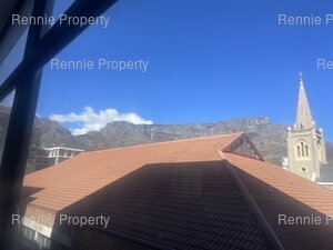 347m² Office Space to rent at 199 Loop Street - Graphic Centre in Cape Town CBD