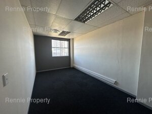150m² Office Space to rent at Frazzitta Business Park - Milnerton in Marconi Beam