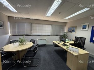 1 250m² Office Space to rent at Golf Park in Mowbray