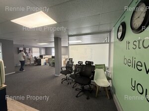 544m² Office Space to rent at Greenford Office Estate Phase 1 in Kenilworth