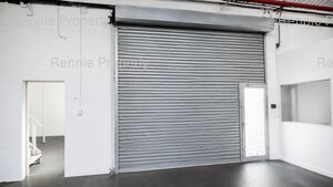 900m² Warehouse to rent at Industry Park 6-8 Perfecta Street in Paarden Eiland