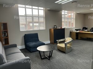 117m² Office Space to rent at Mulberry Hill Office Park in Dainfern