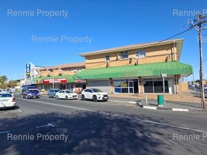 167m² Retail Shops to rent at Royker Centre in Athlone