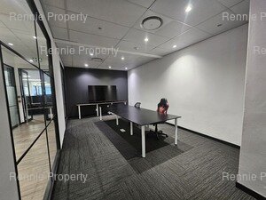 1 095m² Office Space to rent at Sable Square in Sanddrift