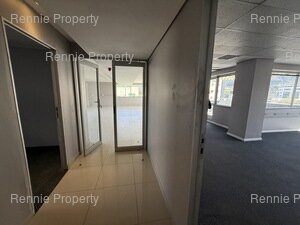 388m² Office Space to rent at Stadium On Main in Claremont