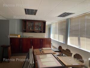 195m² Office Space to rent at Somerset Centre in Somerset West Central