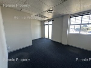 150m² Office Space to rent at Frazzitta Business Park - Milnerton in Marconi Beam