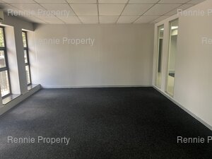 235m² Office Space to rent at Hurlingham Office Park in Hurlingham