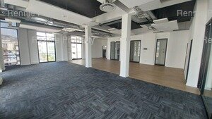 215m² Office Space to rent at 172 Long Street in Cape Town CBD