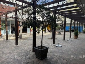 56m² Retail Shops to rent at Fountain Square - Somerset West in Somerset West