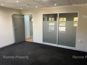132m² Office Space to rent at Hurlingham Office Park in Hurlingham