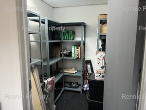 150m² Office Space to rent at Hurlingham Office Park in Hurlingham