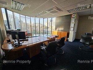 1 067m² Office Space to rent at Tyger Valley Chambers 2 in Tyger Valley