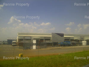 4 752m² Warehouse to rent at Henville Mini Units - Hilltop in Elandsfontein