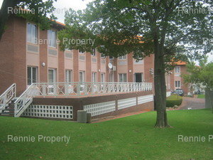 263m² Office Space to rent at Burnside Island in Craighall Park