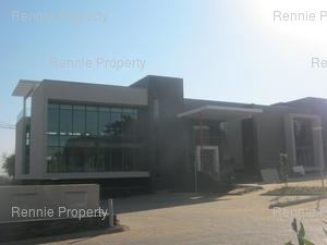 3 438m² Office Space to rent at Waverley Office Park - Phase 3 in Bramley