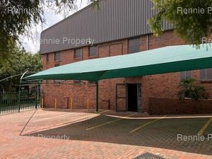 336m² Warehouse to rent at Sandton Commercial  Village in Eastgate