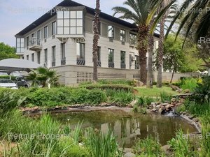556m² Office Space to rent at Grayston Office Park in Sandown JHB