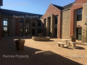 Retail Shops to rent at Featherbrooke Business Park in Featherbrooke Estate