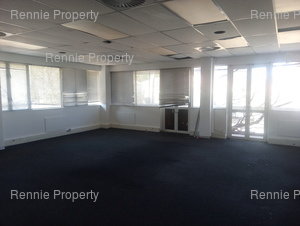 2 564m² Office Space to rent at Makinor House in Ferndale
