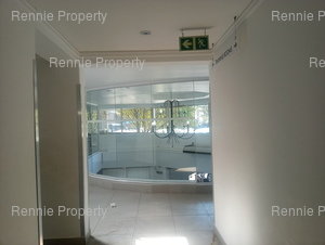 2 564m² Office Space to rent at Makinor House in Ferndale