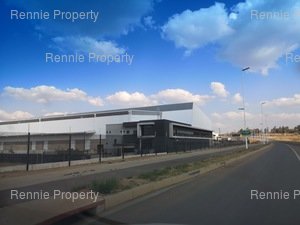 18 756m² Warehouse to rent at Ashworth Logistics Park in Linbro