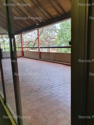 91m² Office Space to rent at Oak Place in Ferndale