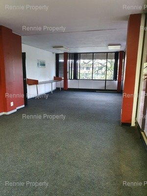 91m² Office Space to rent at Oak Place in Ferndale